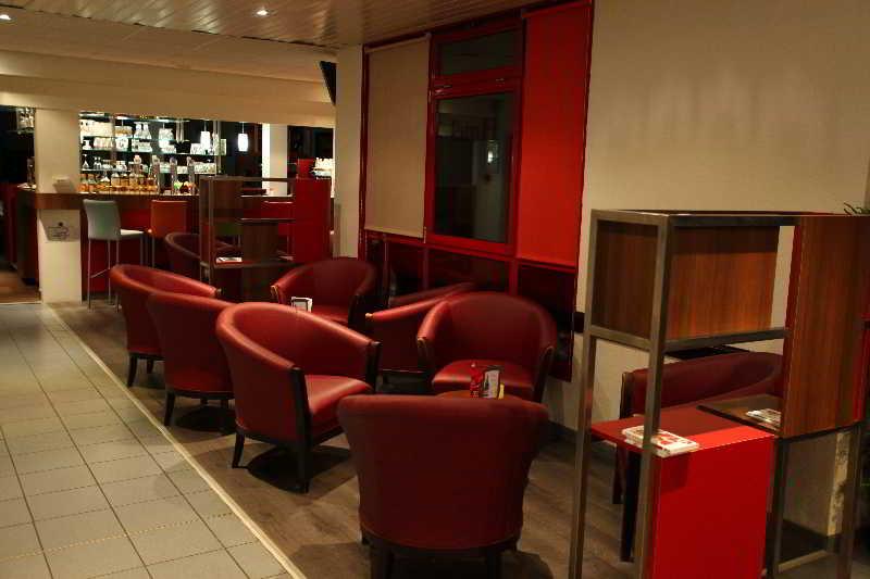 The Originals City, Hotel Ascotel, Lille Est Grand Stade วีเนิฟดัสก์ ภายนอก รูปภาพ