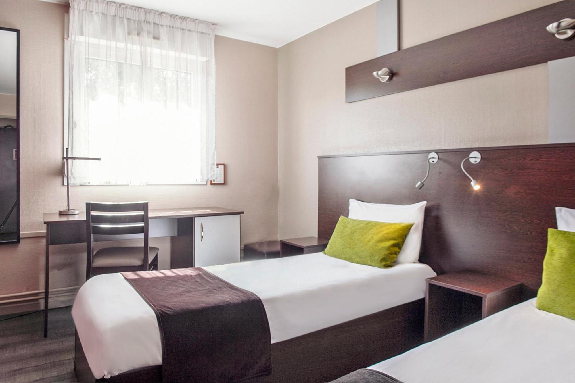 The Originals City, Hotel Ascotel, Lille Est Grand Stade วีเนิฟดัสก์ ภายนอก รูปภาพ