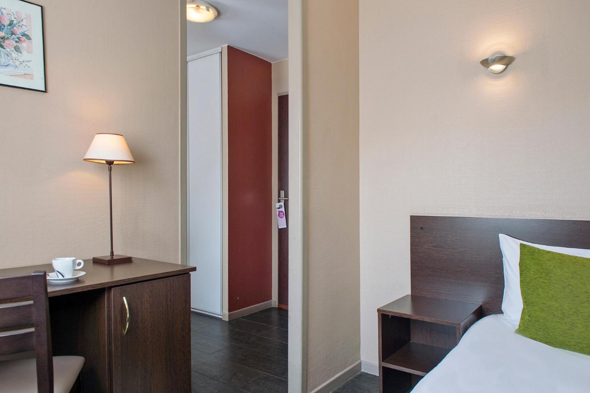 The Originals City, Hotel Ascotel, Lille Est Grand Stade วีเนิฟดัสก์ ภายนอก รูปภาพ