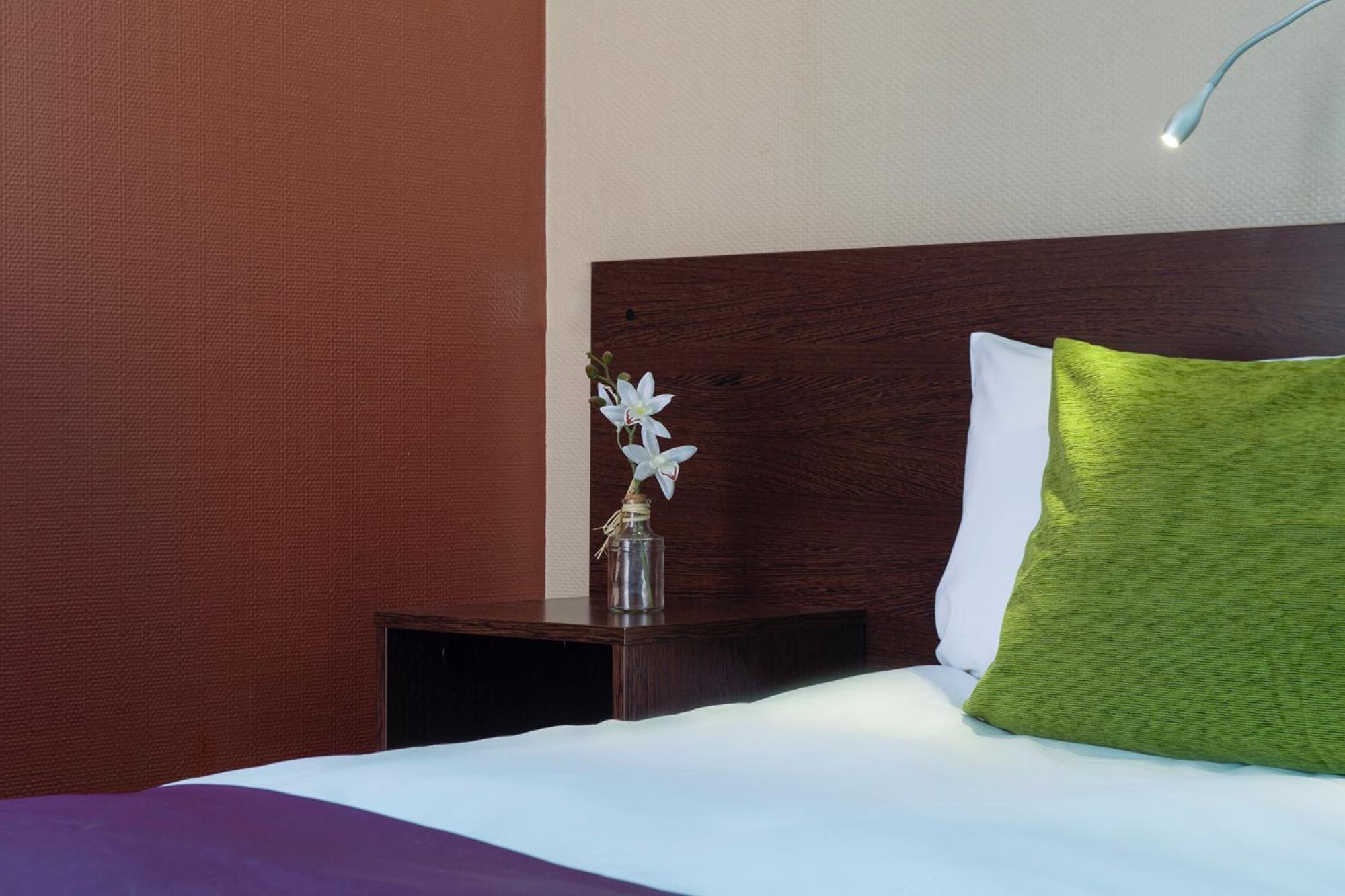 The Originals City, Hotel Ascotel, Lille Est Grand Stade วีเนิฟดัสก์ ภายนอก รูปภาพ